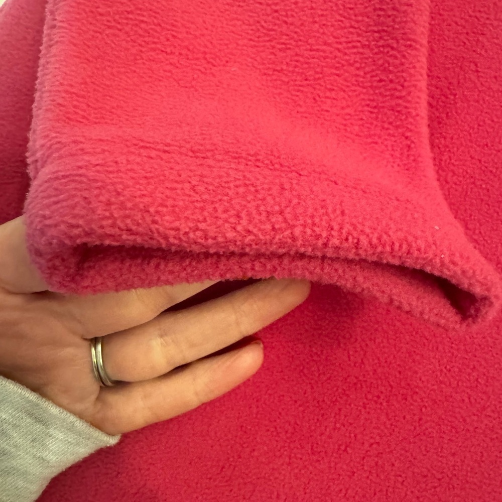 EUC! Nantucket Fleece Tunic with Cowl Neck in Berry, sz L - Picture 5 of 10